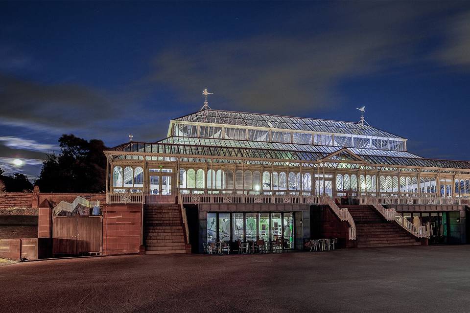 Evening bandstand side