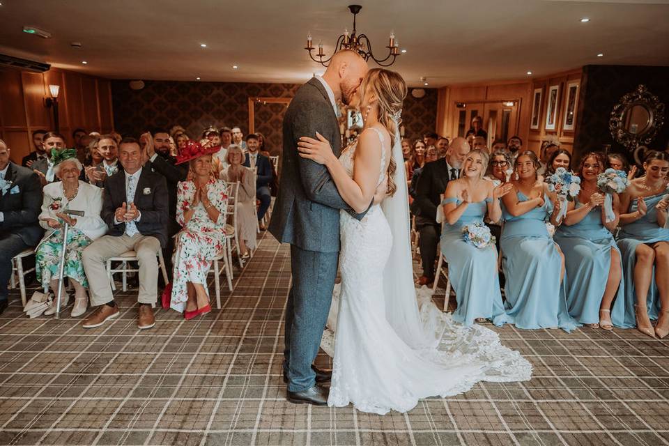 Photo: Milk & Cuddles Photos