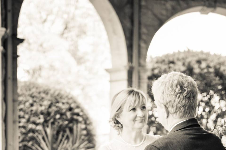 Garden wedding dance