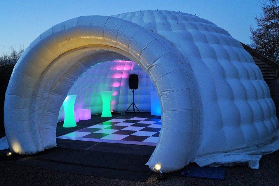 8m Igloo