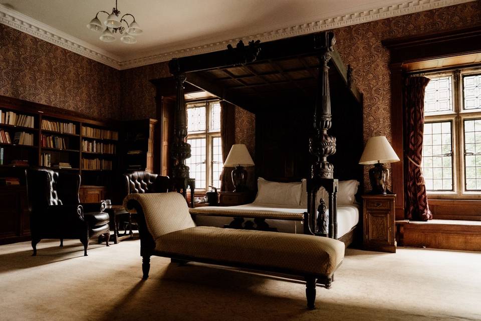 Honeymoon Suite
