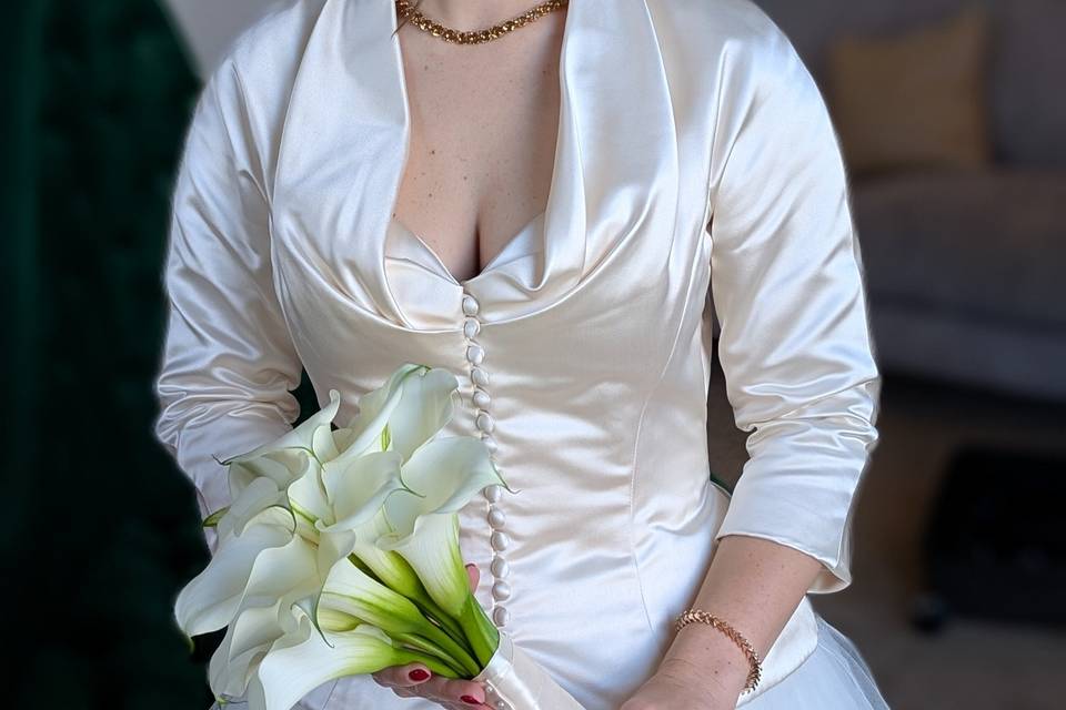 Red lips and winged liner