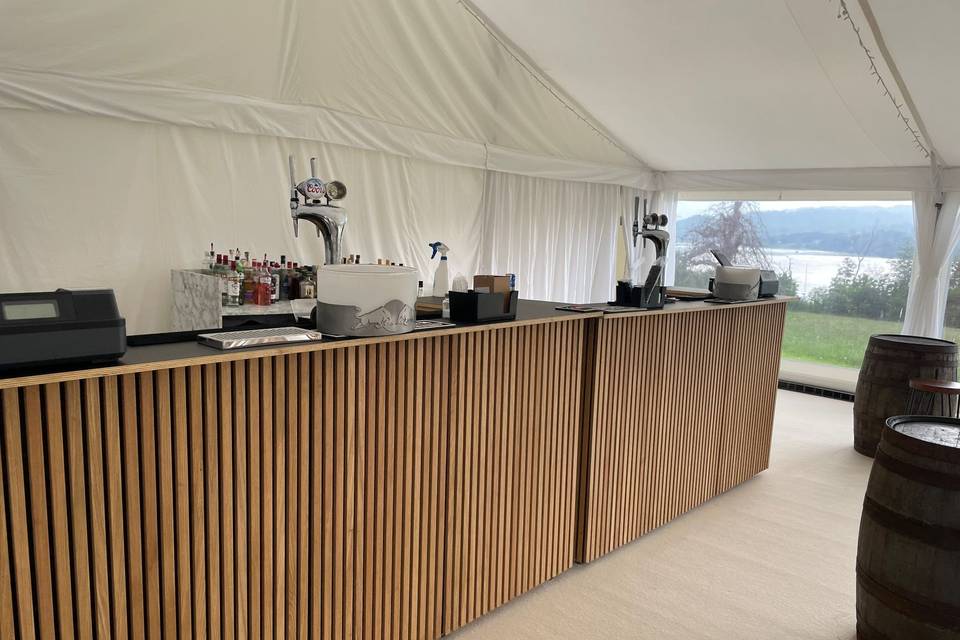 Indoor slat bar