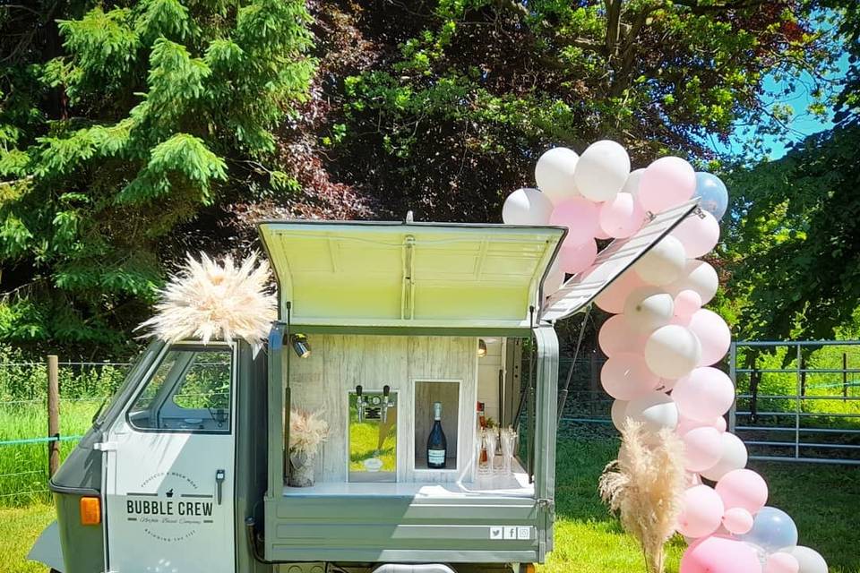 Bubble Crew Prosecco Van