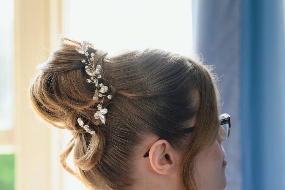 Maid updo