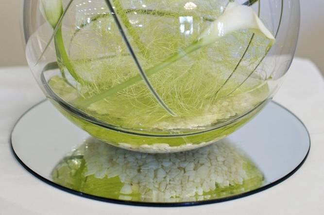 Calla Lilly Fish Bowl Design