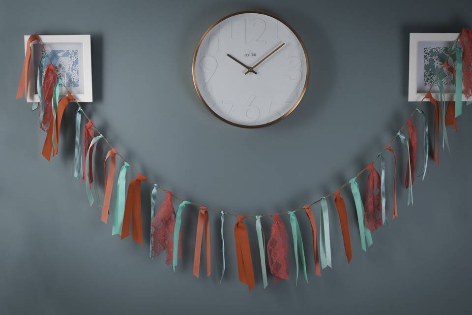 Coral & mint bunting