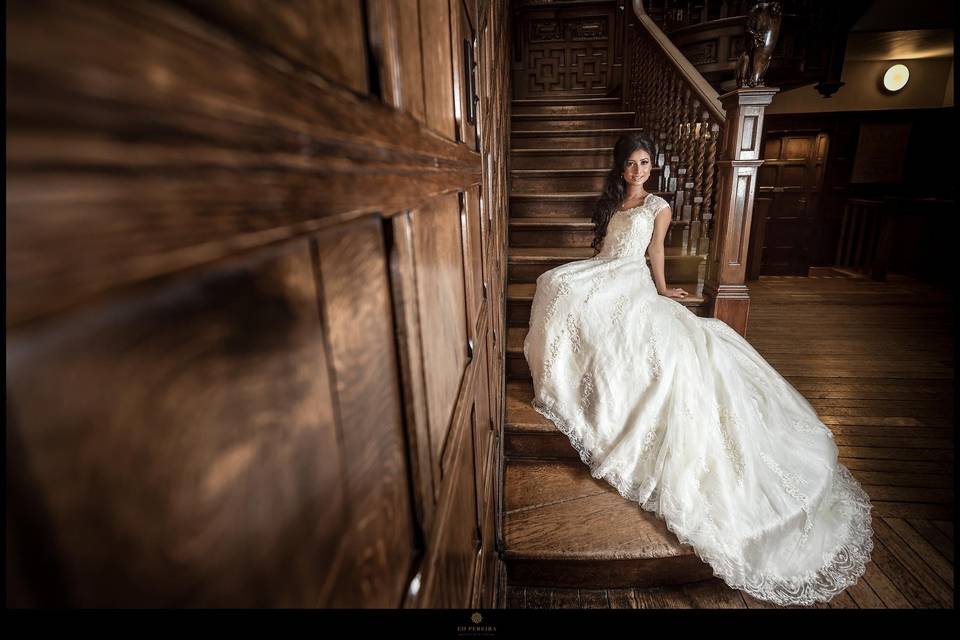 Elegant guest-of-honour at Marden Park, Surrey by Ed Pereira Photography