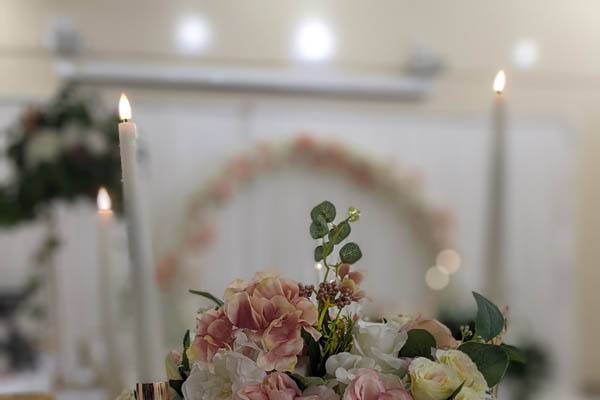 Floral centrepiece