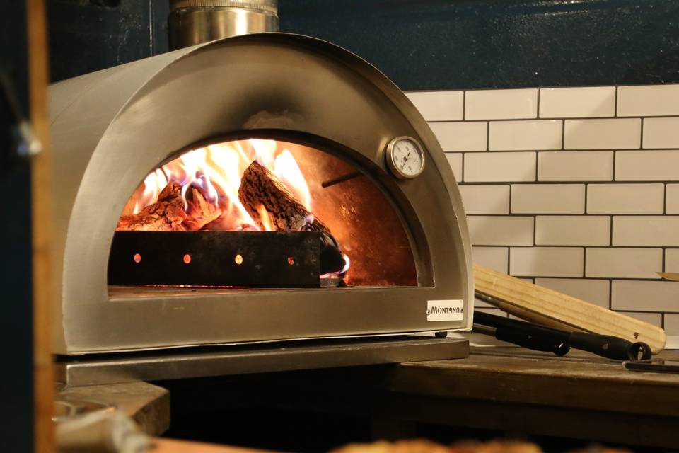 Authentic wood-fired flavours