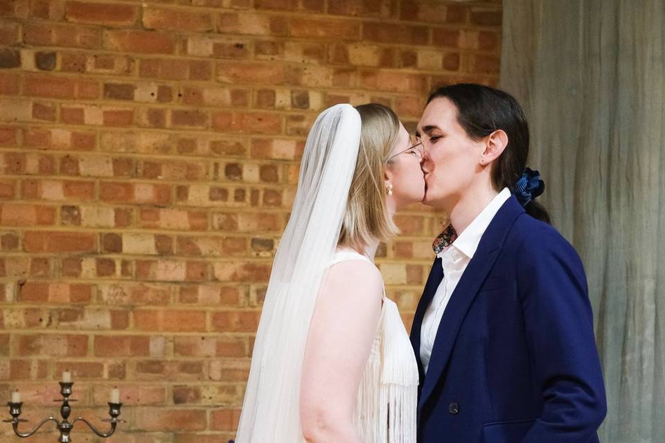 Fully licensed ceremony space