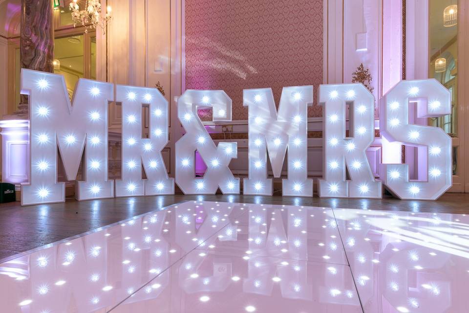 Mr & Mrs Light up letters