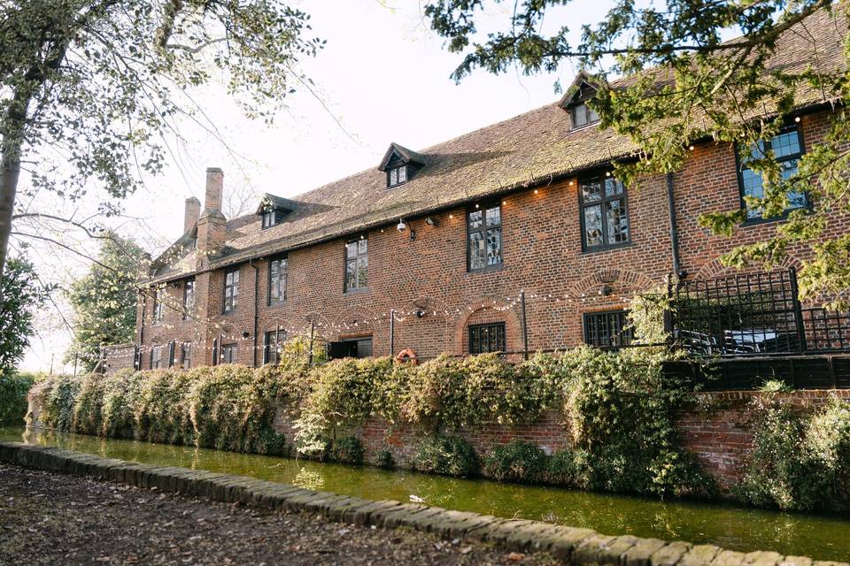 Tudor Barn
