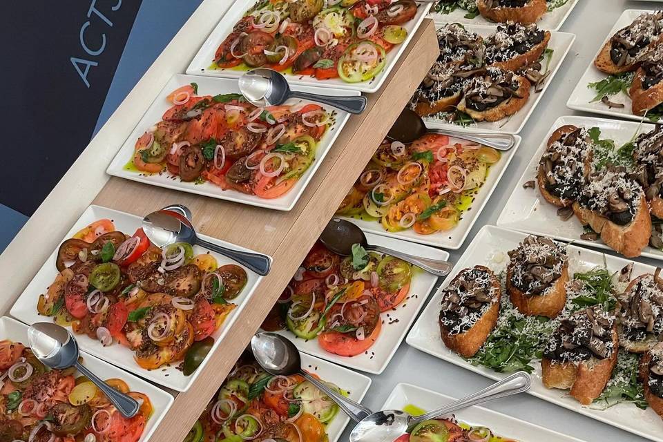 Starter sharing platters