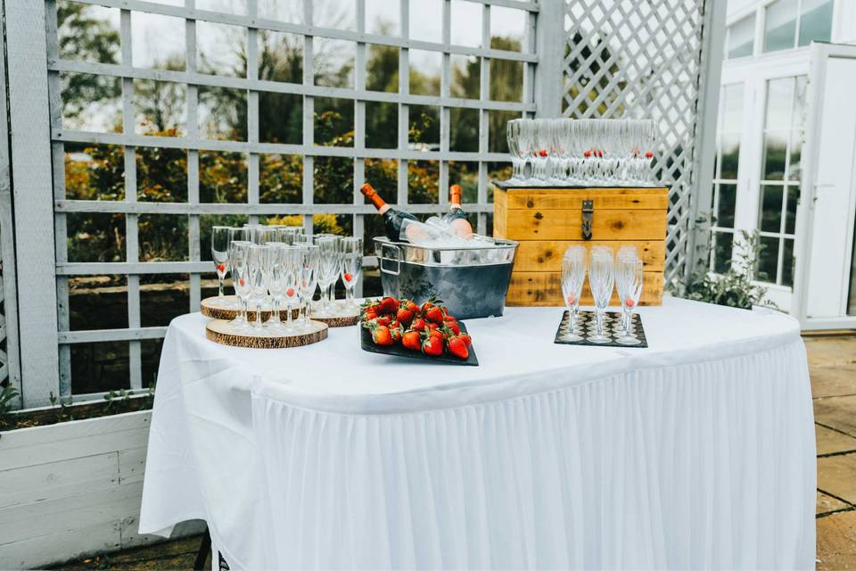 Welcome Drink - Garden Pergola