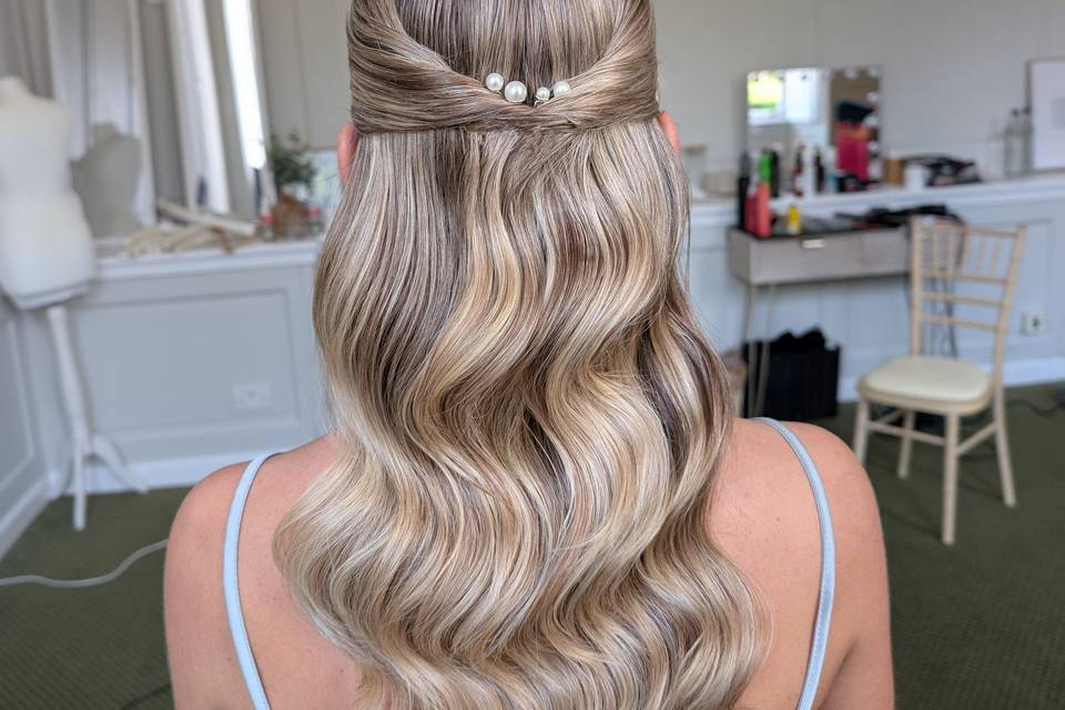 Bridesmaid hair