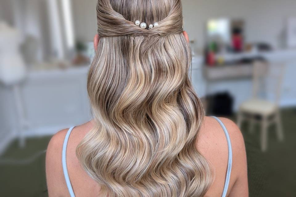 Bridesmaid hair