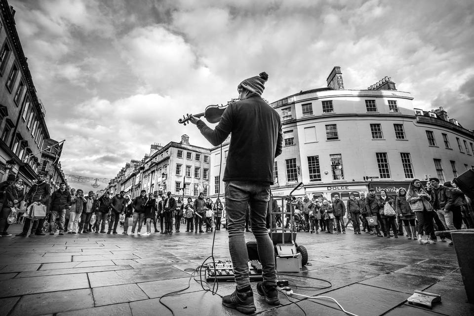 Joel Grainger (Live Looping Violinist)