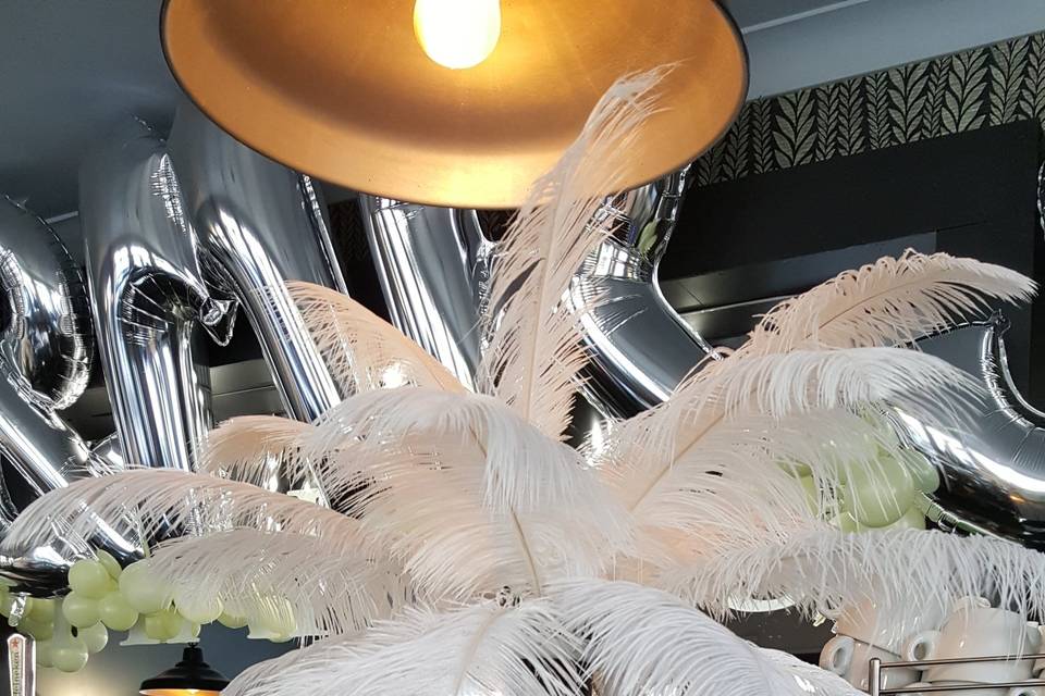 Ostrich Feather Centres