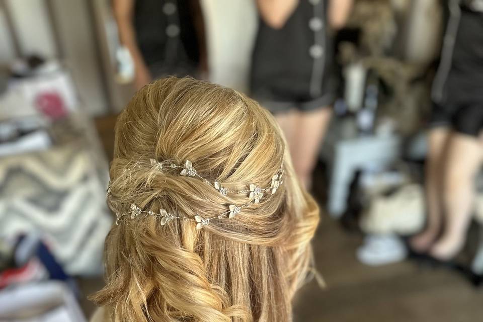 Bridal hair