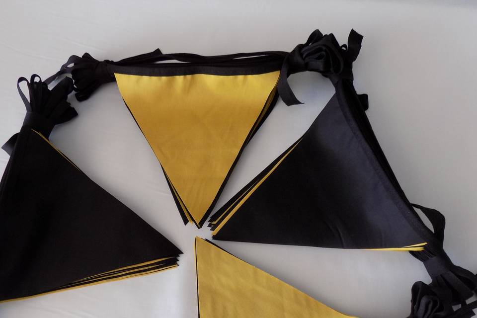 Black and gold bunting