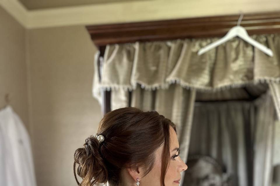 Bridal hair & makeup