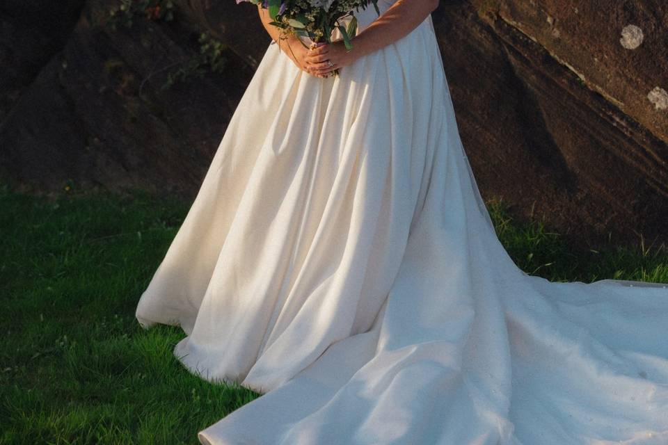 R3602 by Allure Romance
