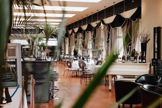 Art-deco Restaurant
