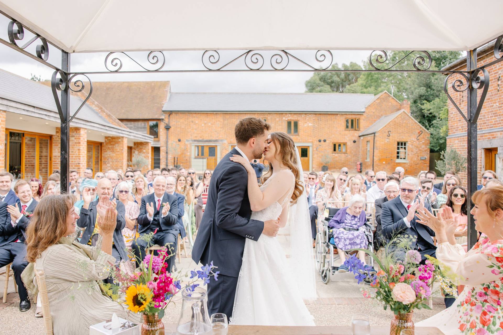 Apton Hall in Rochford, Essex - Updated prices | hitched.co.uk