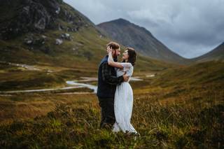 Thistle + Stone Photography