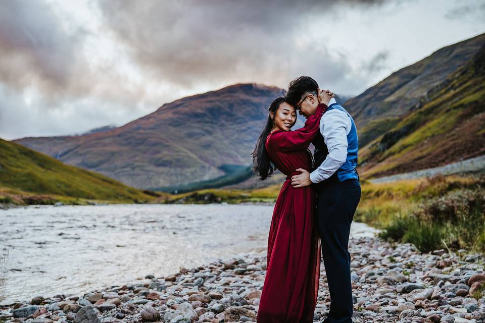 Thistle + Stone Photography