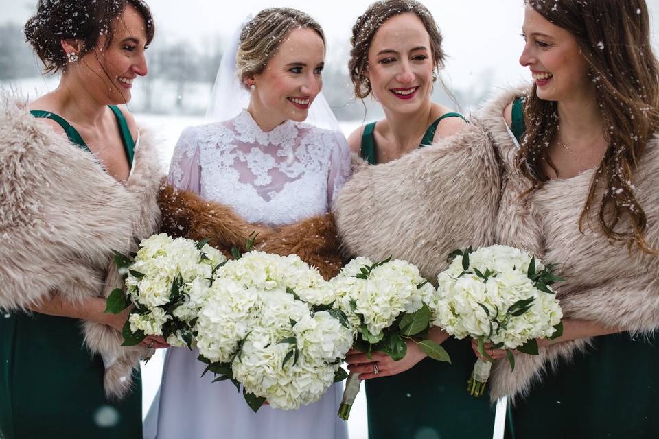 Bride with bridesmaids - Thistle + Stone Photography