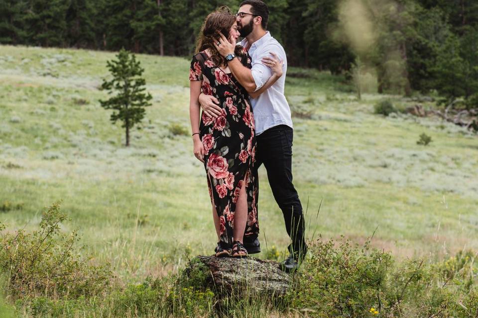 A tender moment - Thistle + Stone Photography