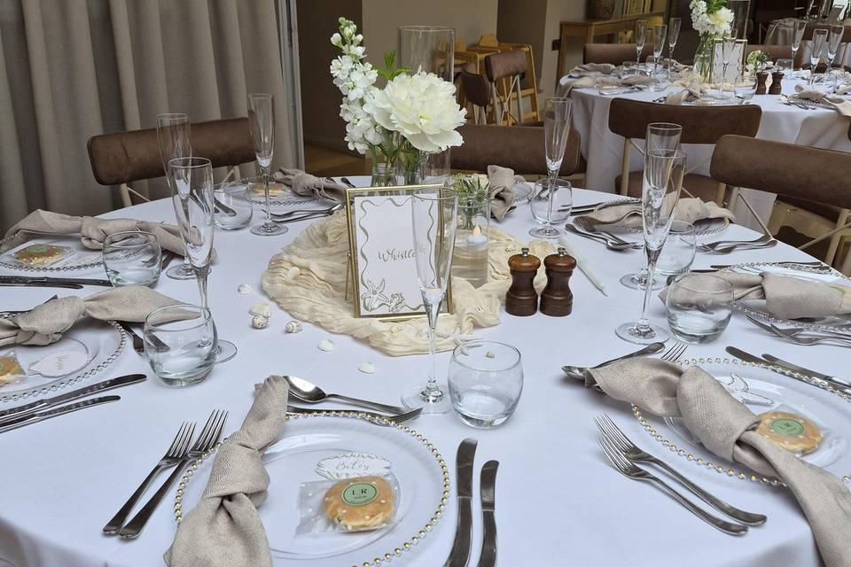 Table setting