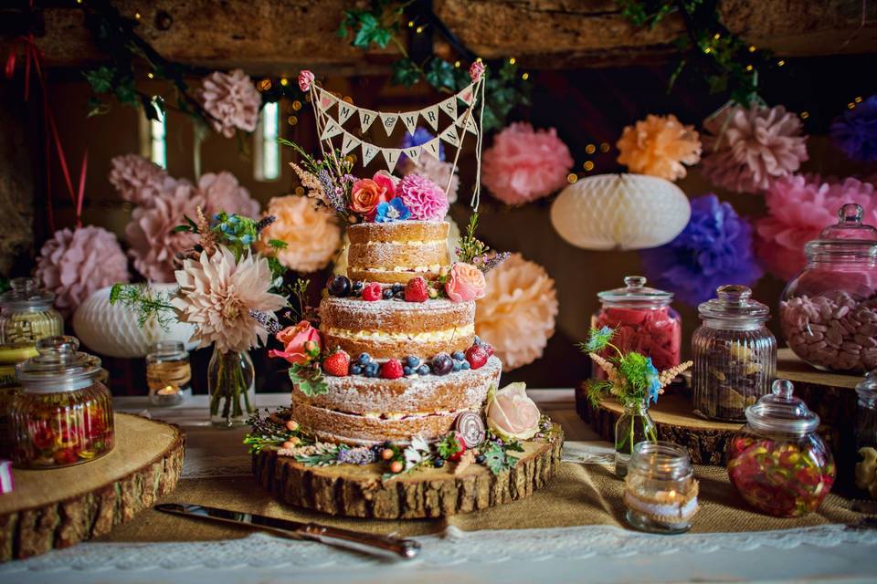 Cake Table Barn Entrance