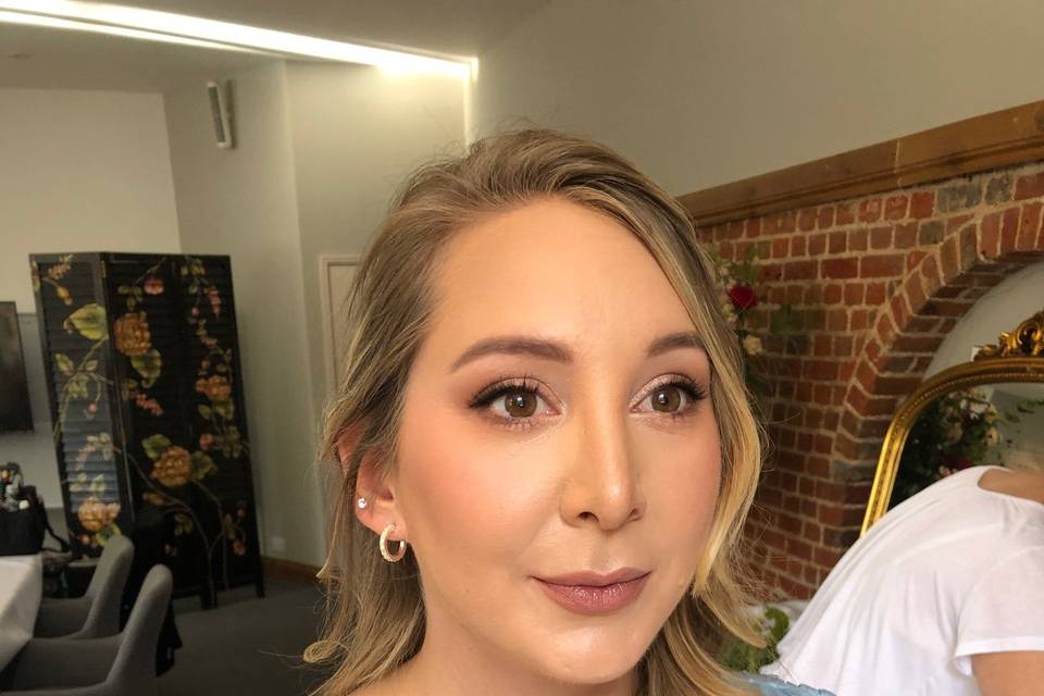 Bridal wedding hair & makeup