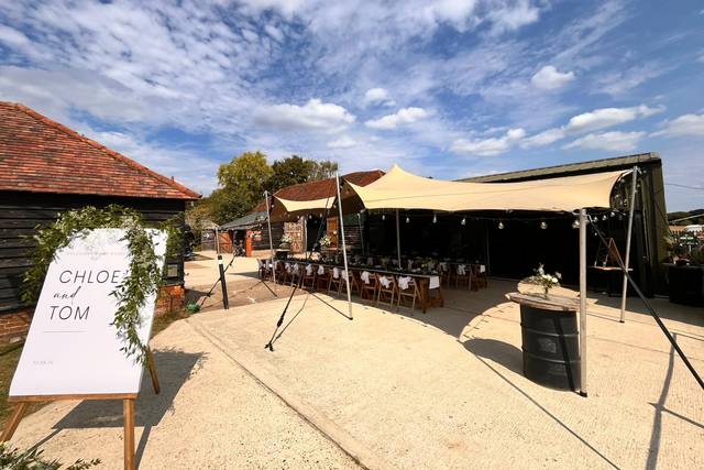 Dropkick Barn Weddings