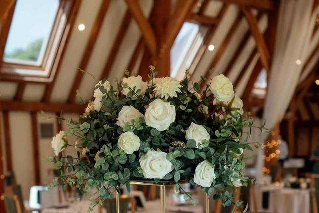 hire decor