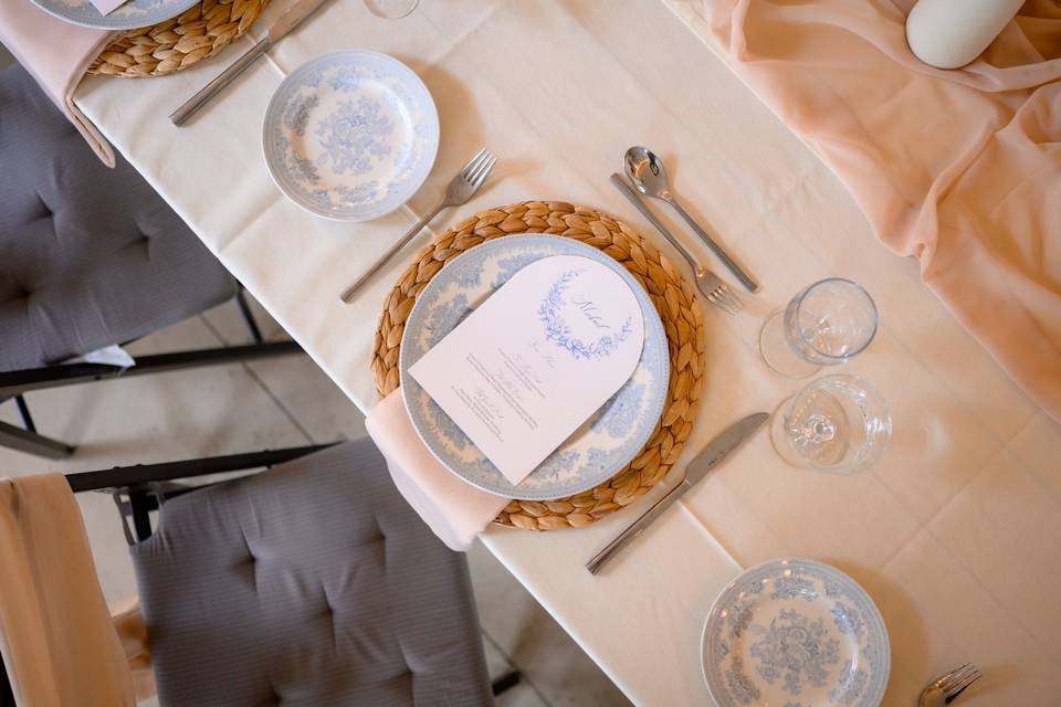 Place setting