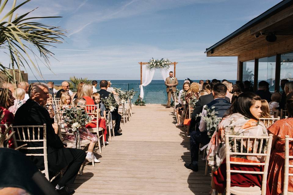 The Wedding Hut ceremony