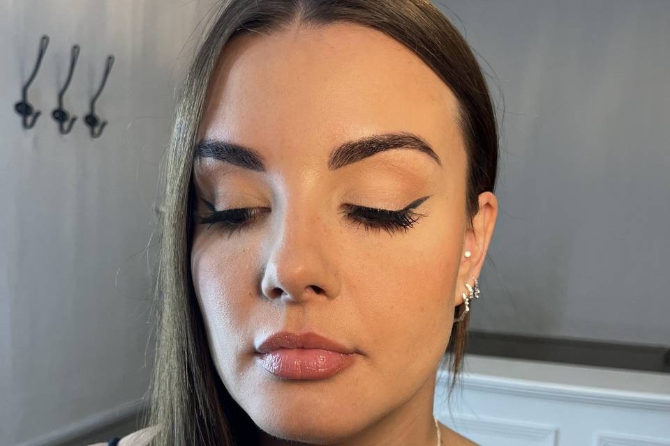 Soft Glam Makeup