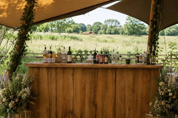Southdowns Rustic Oak Bar