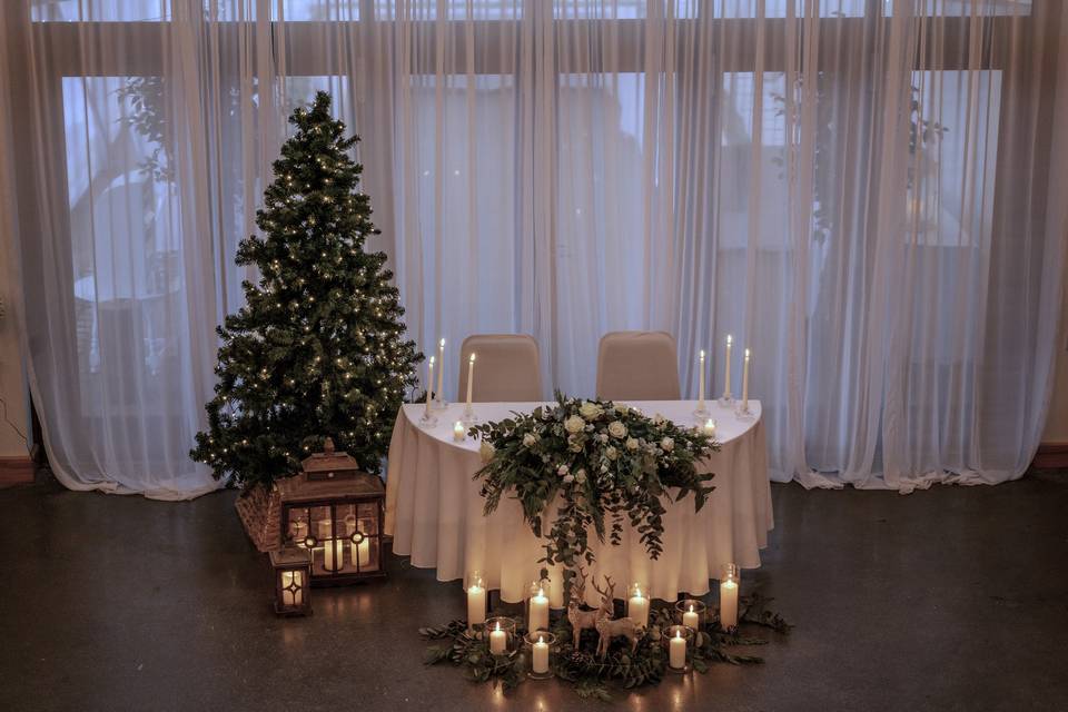 Winter Ceremony Table