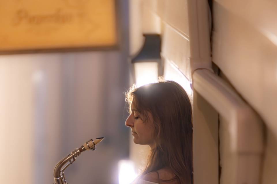 Chill Background Saxophone