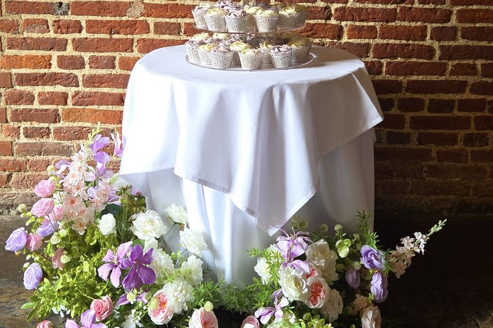 Cupcake tower