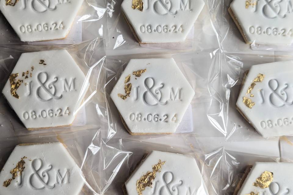 Wedding favour biscuits