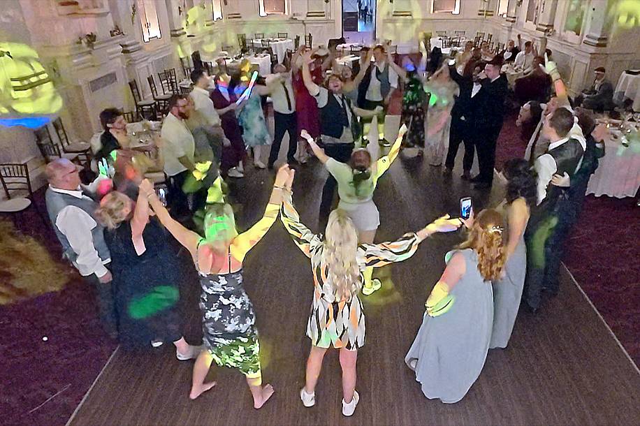 Centre Stage Discos & karaoke