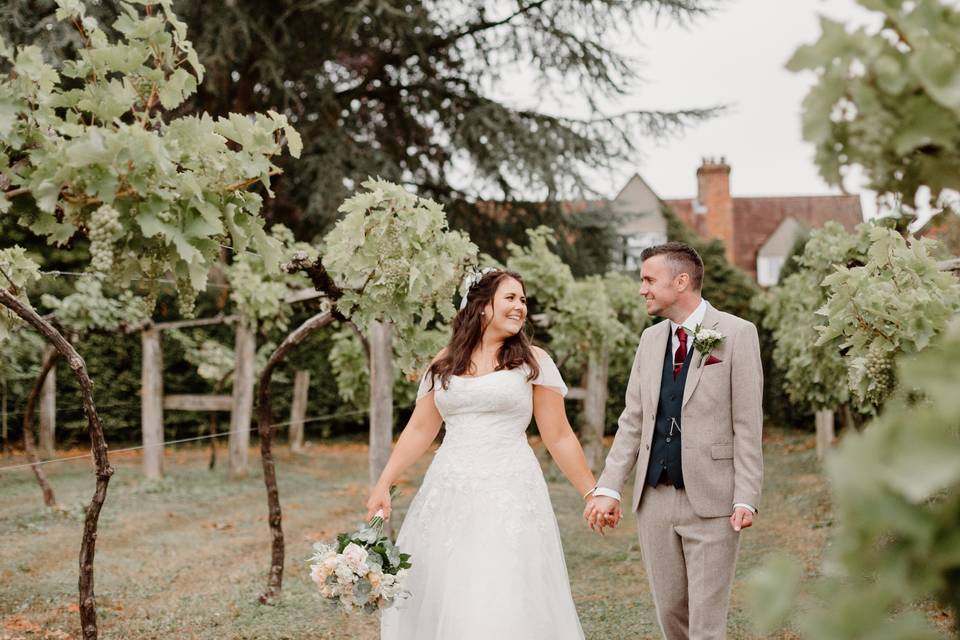 Old Luxters Barn Wedding