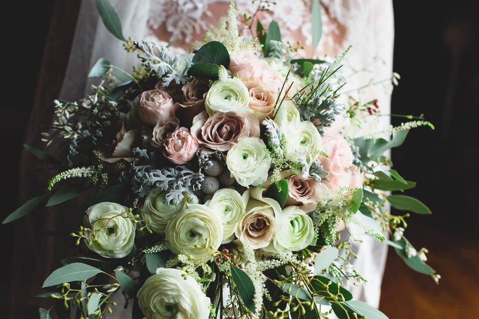 Winter wedding bouquet