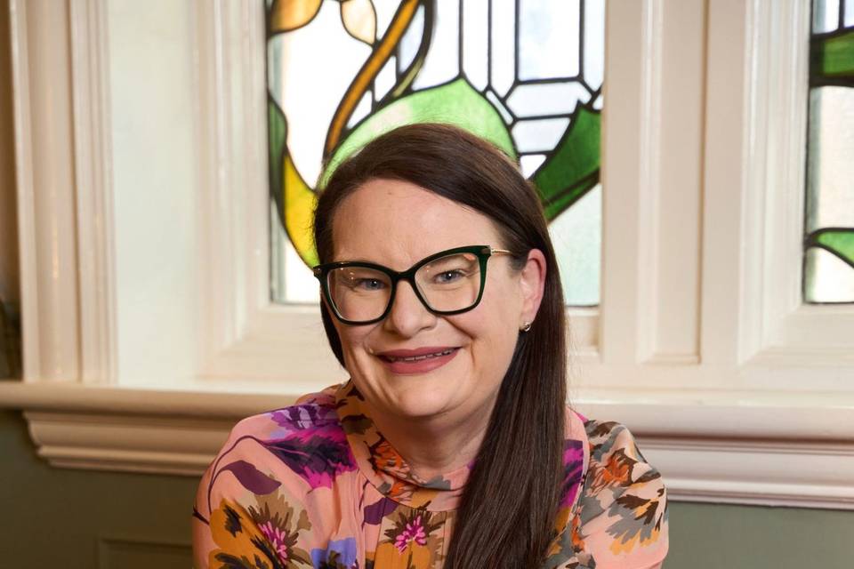 Vikki Harris Headshot